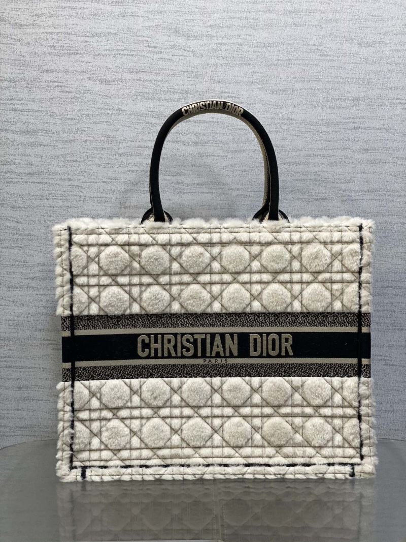 Dior Shopping Bags